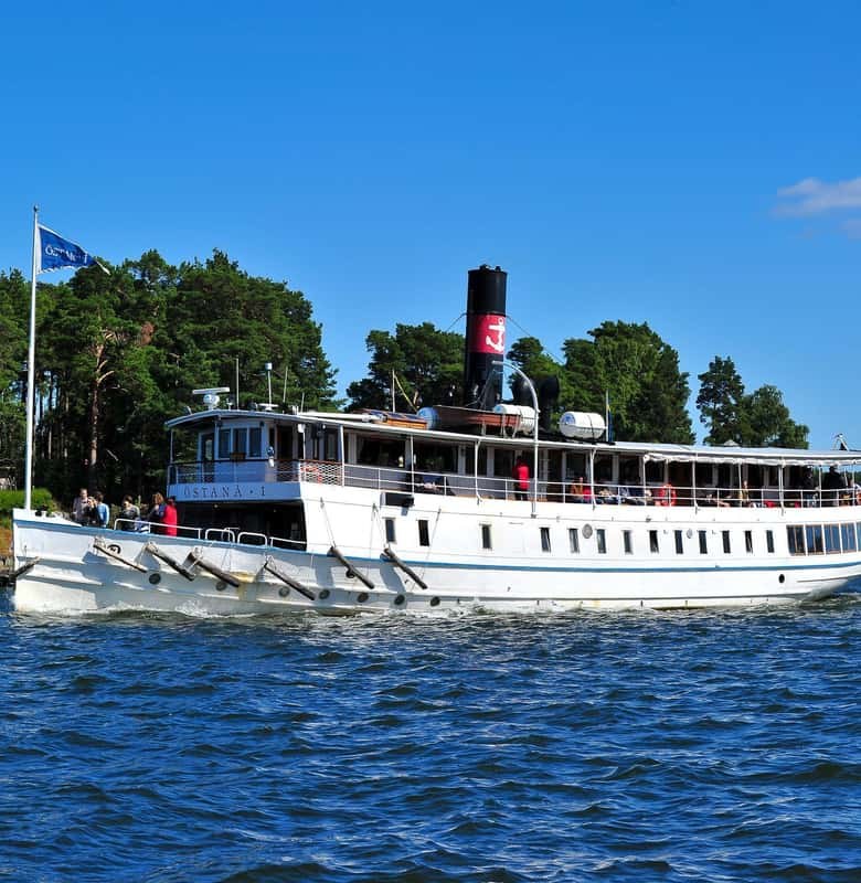 Stockholm Archipelago Sightseeing Cruise with Guide